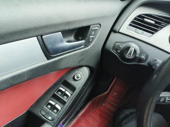 [义乌·浙G] 二手奥迪奥迪A4L2016款 35 TFSI 典藏版 自动标准型