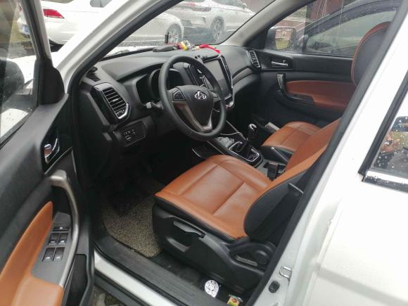 [上海·鲁K] 二手长安欧尚长安欧尚CX702016款 1.6L 手动豪华型