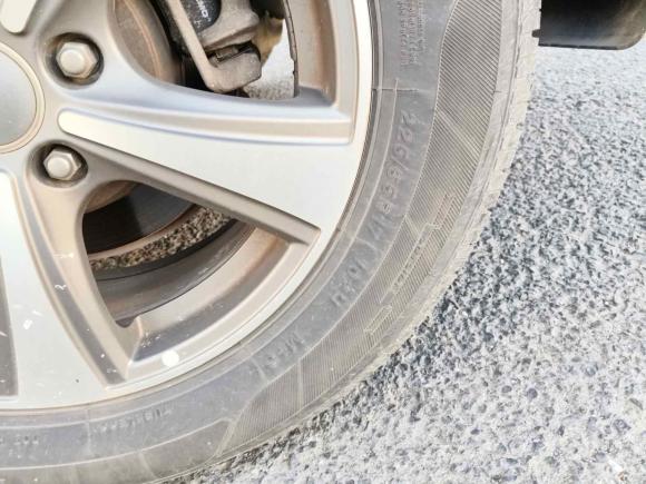 [无锡·苏B] 二手哈弗哈弗H62017款 经典版 1.5T 手动两驱精英型