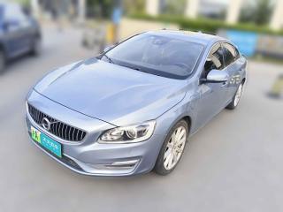 沃尔沃沃尔沃S60插电式混动2018款 S60L E驱混动 T6进取版