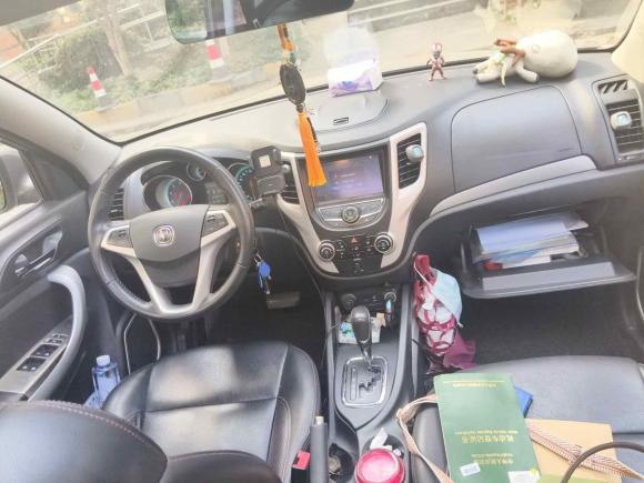 [上海·沪C] 二手长安长安CS352015款 1.6L 自动豪华型 国IV