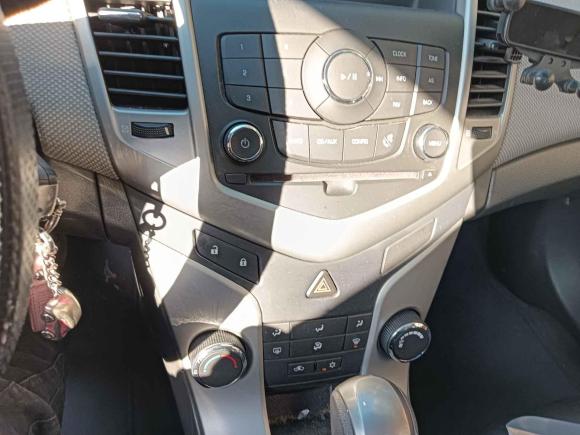 [上海·鲁K] 二手雪佛兰科鲁兹2012款 1.8L SE AT