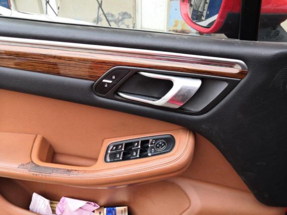 [嘉兴·豫N] 二手众泰众泰SR92017款 2.0T 自动极致之光版