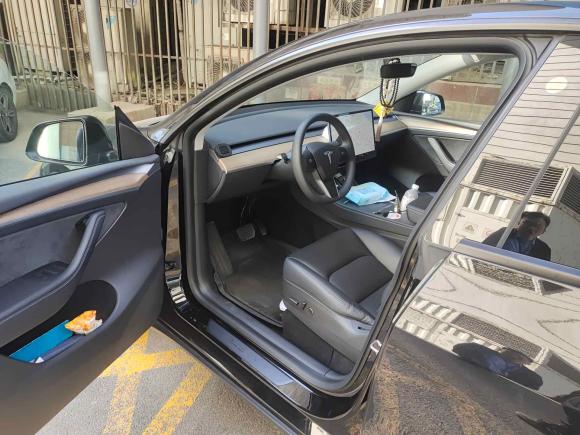 [上海·沪A] 二手特斯拉Model Y2021款 标准续航后驱版