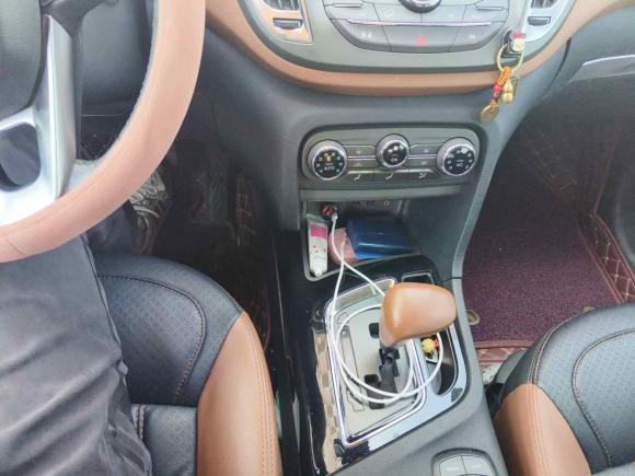 [青岛·鲁B] 二手东南东南DX72017款 1.5T 自动豪华型