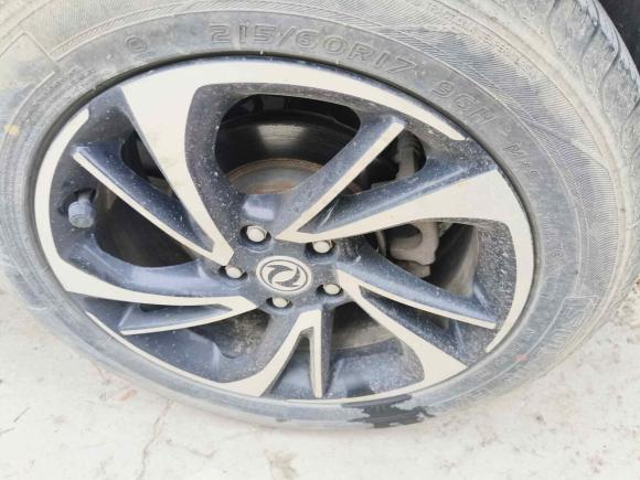 [上海·豫Q] 二手东风风光风光S5602018款 1.8L 手动舒适型 7座