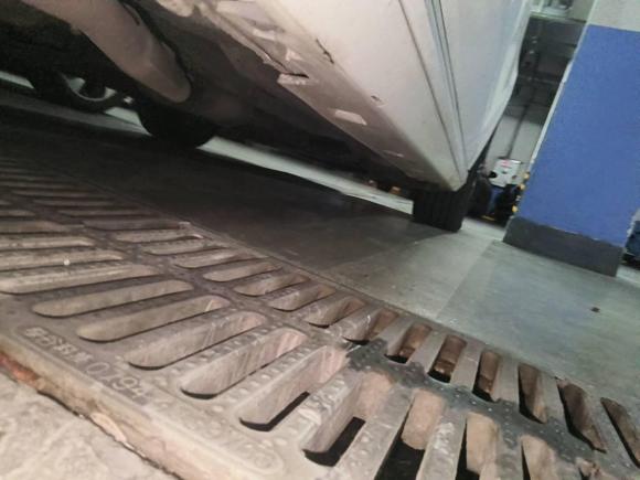 [上海·沪C] 二手比亚迪宋MAX2017款 1.5T 自动智联尊贵型 7座