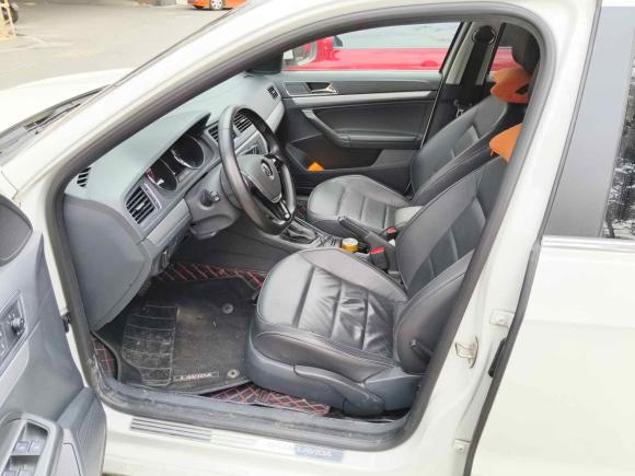 [成都·川A] 二手大众朗行2015款 230TSI DSG舒适版