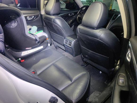 [深圳·粤B] 二手英菲尼迪英菲尼迪Q502014款 2.0T 舒适版