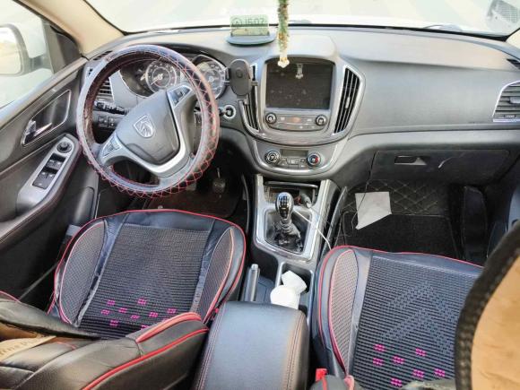 [济南·鲁A] 二手宝骏宝骏5602016款 1.8L 手动豪华型