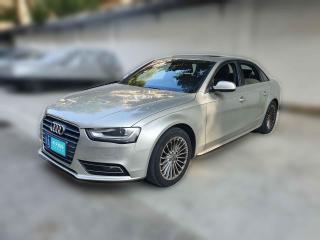 奥迪奥迪A4L2015款35TFSI自动舒适型