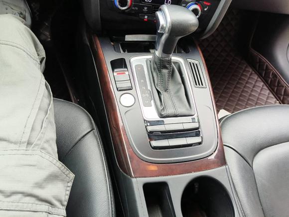 [南京·苏A] 二手奥迪奥迪A4L2016款 35 TFSI 典藏版 S line舒适型