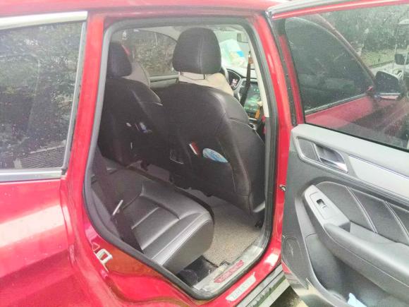 [武汉·鄂A] 二手荣威荣威RX52016款 20T 两驱自动互联网智享版