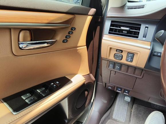 [武汉·鄂A] 二手雷克萨斯雷克萨斯ES2015款 300h 豪华版