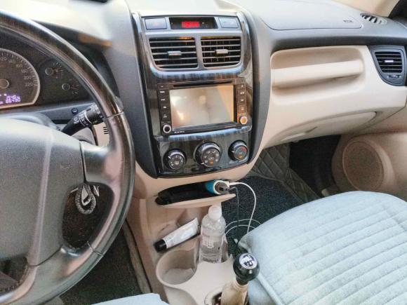 [无锡·苏B] 二手起亚狮跑2013款 2.0L 手动两驱版GL