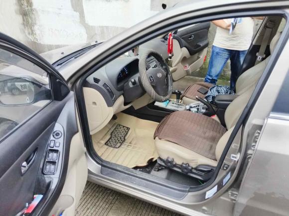 [台州·浙J] 二手现代悦动2011款 1.6L 自动豪华型