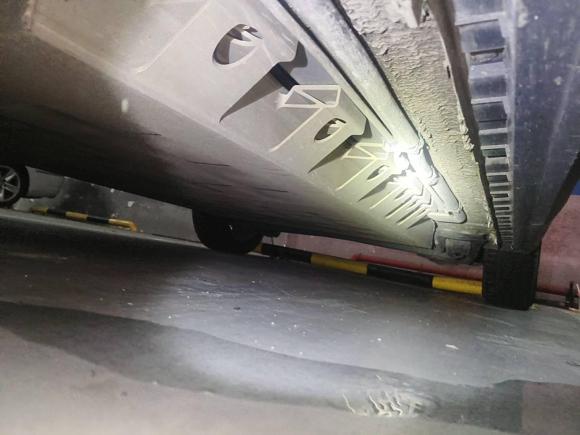 [上海·沪A] 二手上汽大通MAXUS上汽大通MAXUS EUNIQ 52020款 改款 大电量舒适版 七座