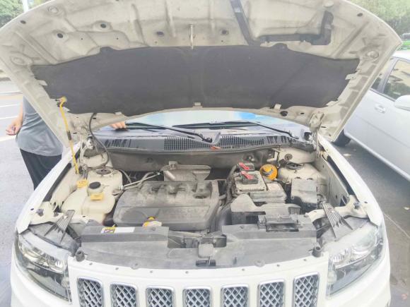 [南京·皖M] 二手Jeep指南者2014款 2.0L 两驱豪华版