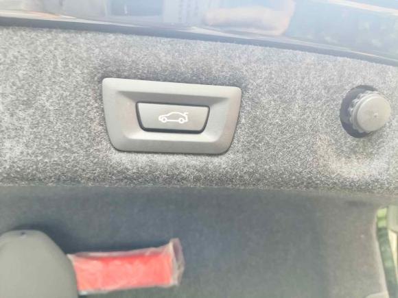 [深圳·粤B] 二手宝马宝马5系2022款 525Li 豪华套装