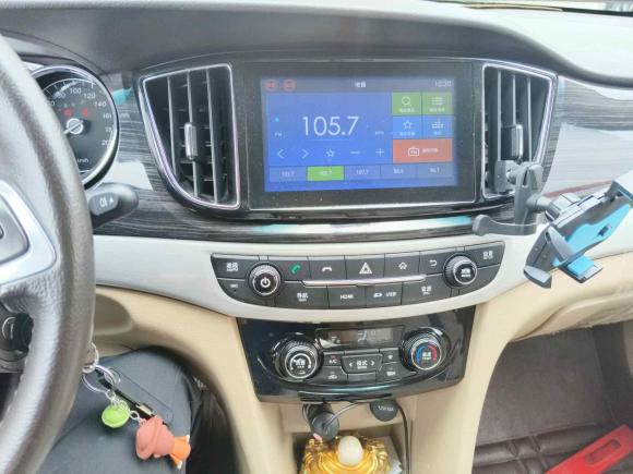 [上海·苏E] 二手宝骏宝骏7302016款 1.5T 手动豪华型 7座