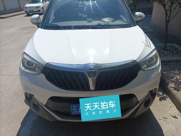 [义乌·云A] 二手中华中华V32015款 1.5T 自动旗舰型