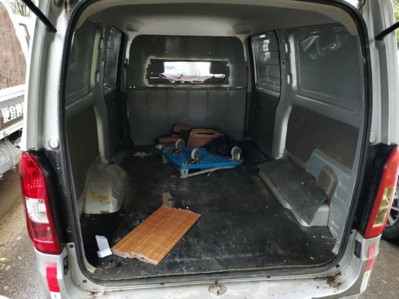 [西安·陕A] 二手五菱汽车五菱荣光V2019款 1.5L封窗车实用型国VI LAR