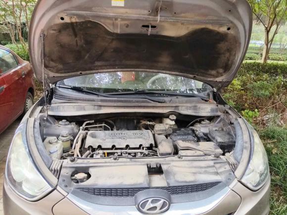 [南京·苏A] 二手现代北京现代ix352010款 2.0L 自动两驱精英版GLS