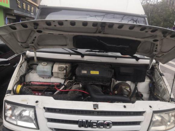 [常州·苏D] 二手依维柯依维柯得意2009款 2.5T-A35 7座