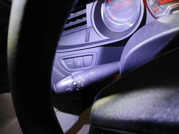 [深圳·粤B] 二手雪铁龙雪铁龙C52013款 2.0L 自动尊享型