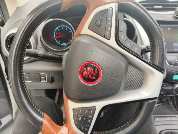 [成都·川A] 二手比亚迪元2016款 1.5L 手动尊贵型