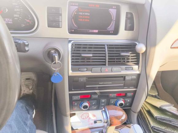 [南京·苏A] 二手奥迪奥迪Q72011款 3.0 TFSI 舒适型(200kW)