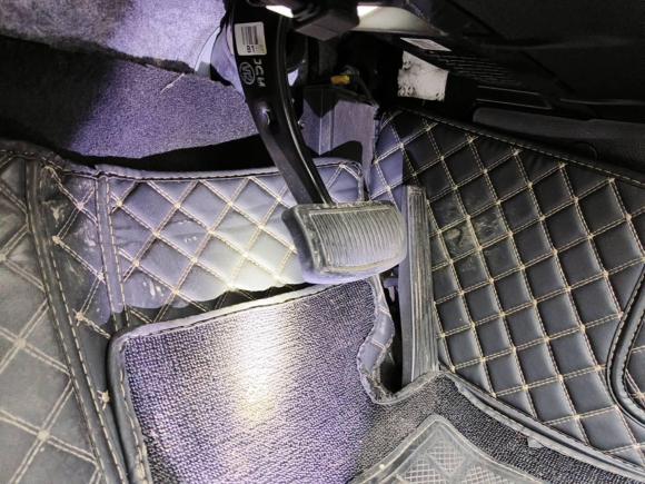 [上海·鲁Q] 二手现代劳恩斯2012款 3.0L GDI尊贵版