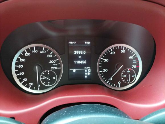 [南昌·赣A] 二手奔驰威霆2016款 2.0T 精英版