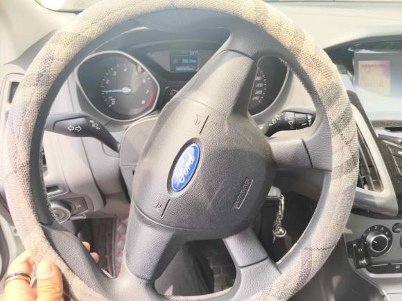 [苏州·苏E] 二手福特福克斯2012款 两厢 1.6L 手动舒适型