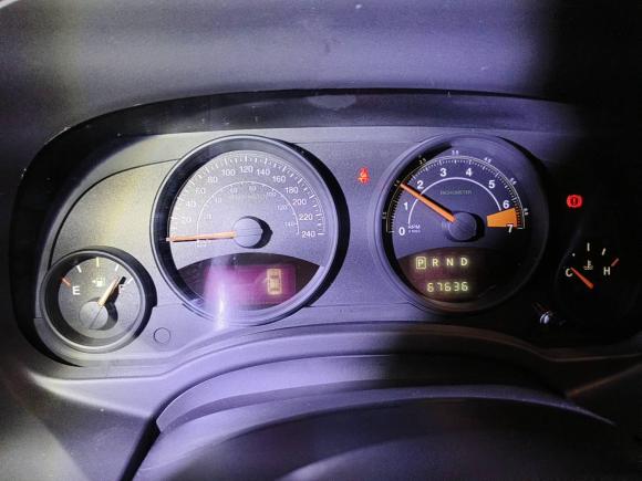 [深圳·粤B] 二手Jeep指南者2014款 2.4L 四驱运动版