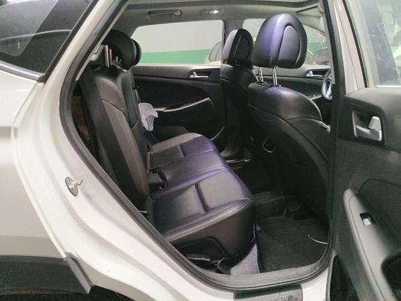 [温州·浙C] 二手现代途胜2015款 1.6T 双离合两驱智能型