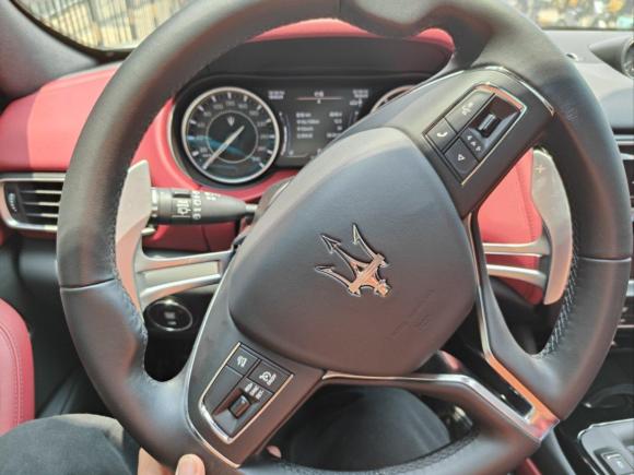 [广州·粤A] 二手玛莎拉蒂Levante2022款 2.0T GT锋芒版