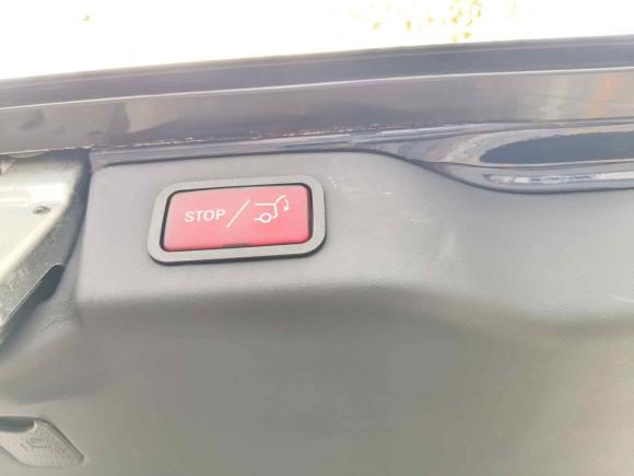 [上海·沪B] 二手奔驰奔驰V级2018款 V 260 L 尊贵加长版 国V