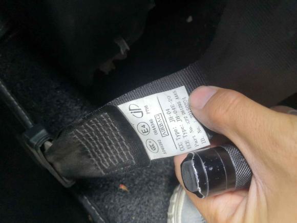 [成都·闽J] 二手江铃驭胜S3502013款 2.4T 自动两驱柴油豪华版5座