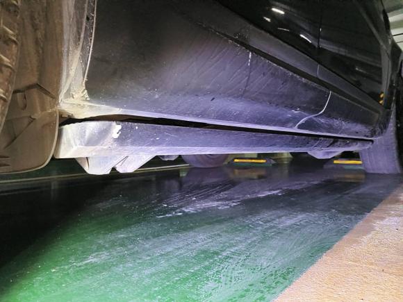 [广州·粤A] 二手路虎揽胜运动版2020款 3.0 L6 SE