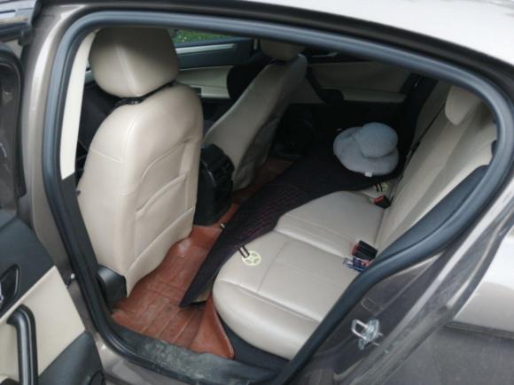 [上海·沪C] 二手观致观致32014款 三厢 1.6L 自动致悦增强型