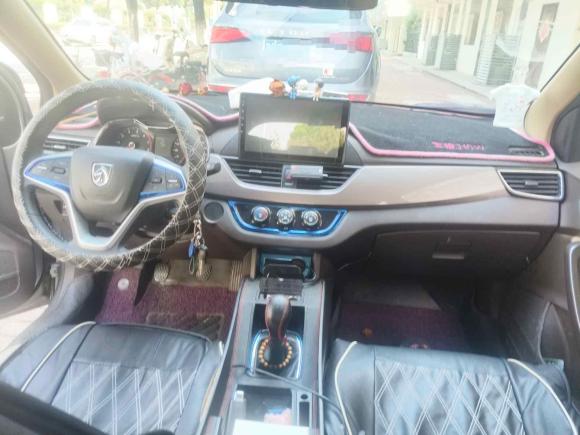 [常州·皖K] 二手宝骏宝骏310W2017款 1.5L 手动时尚型 国V