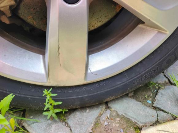 [上海·陕F] 二手大众桑塔纳2015款 1.6L 手动舒适版