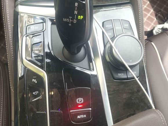 [深圳·粤E] 二手宝马宝马5系2021款 525Li 豪华套装