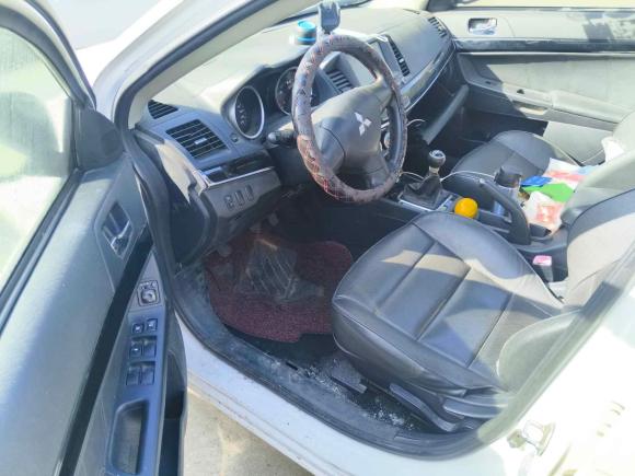 [南通·苏F] 二手三菱翼神2013款 风尚版 1.6L 手动豪华型