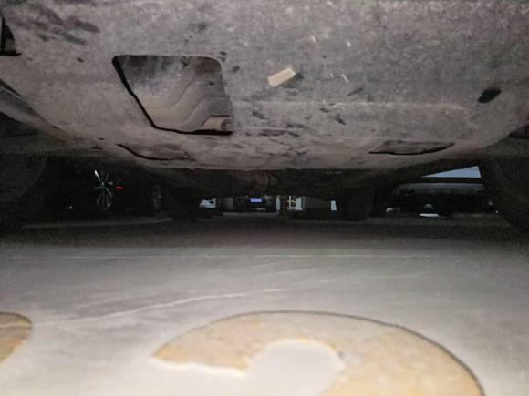 [成都·川A] 二手三菱欧蓝德2018款 2.0L 两驱荣耀版 5座