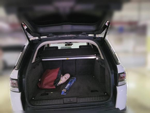 [广州·粤A] 二手路虎揽胜运动版2015款 3.0 SC V6 HSE DYNAMIC