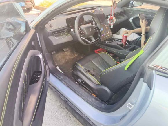 [南京·苏A] 二手哪吒汽车哪吒GT2023款 560