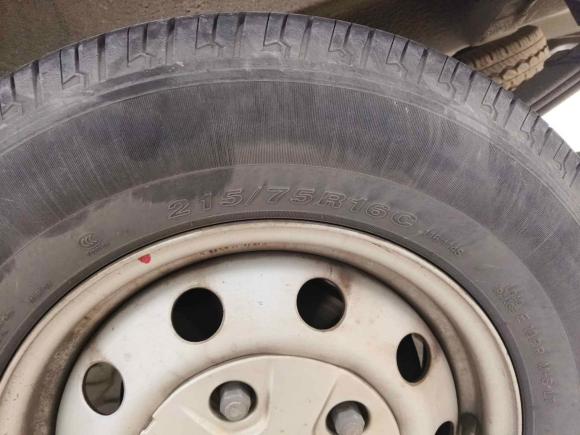 [无锡·苏B] 二手福田图雅诺2021款 2.0T手动通途长轴中顶5/6/7座4F20TC3