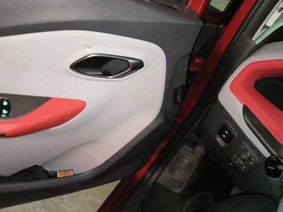 [上海·沪A] 二手宝骏宝骏E2002019款 250KM 智享版